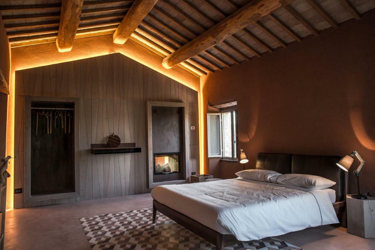 Villa Fortezza Antique Rooms อัสโกลีปิเชโน ภายนอก รูปภาพ
